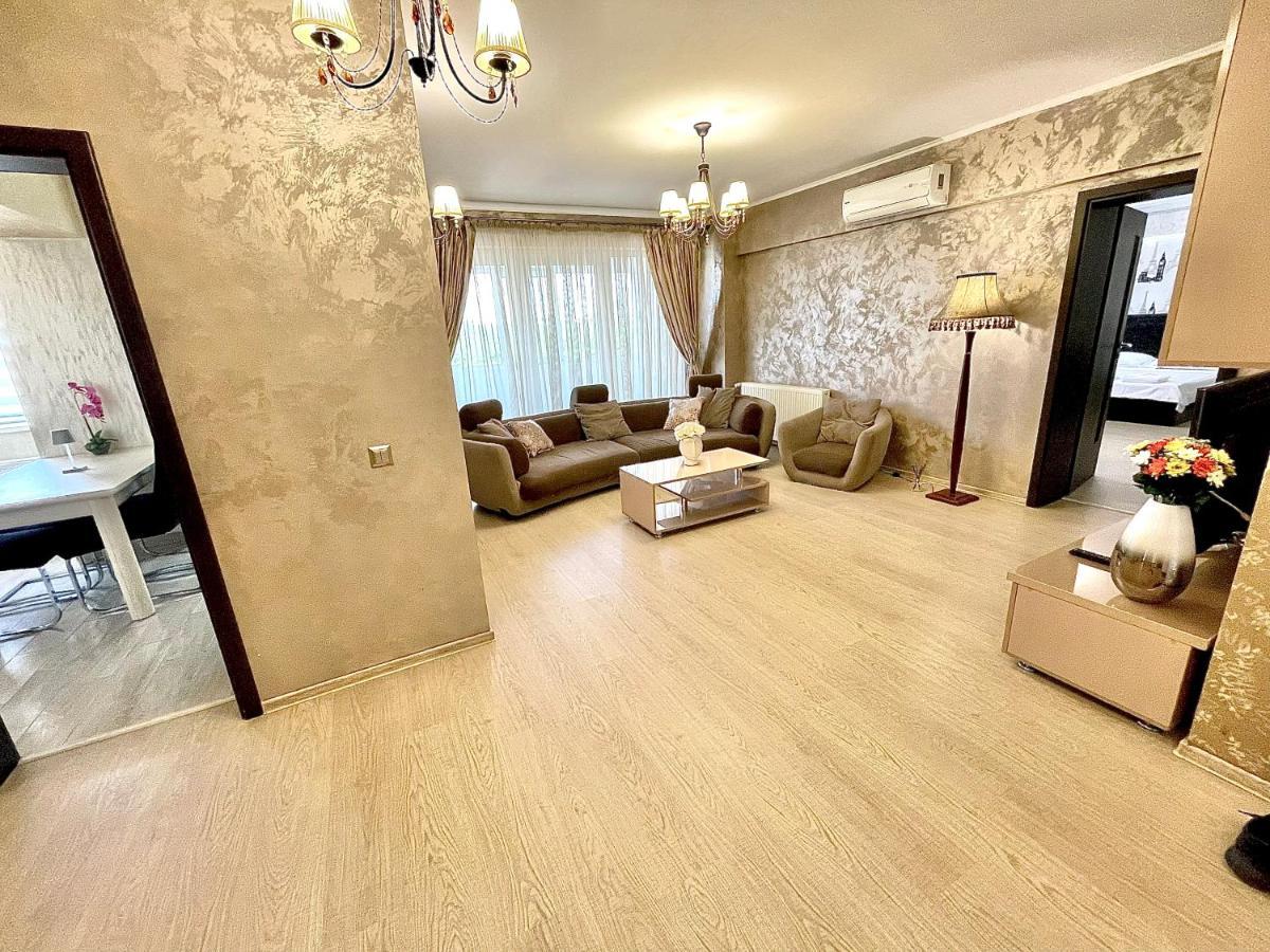 Dacia Residence Apartments Self Check-In Craiova Buitenkant foto